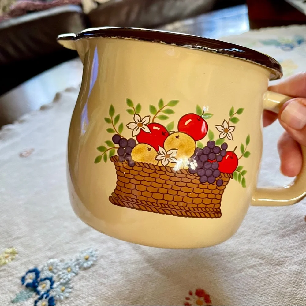 Vintage FTD Metal 3 Cup Enamelware Pitcher. Cream Color w/ Basket of Fruit